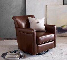 Irving Leather Swive